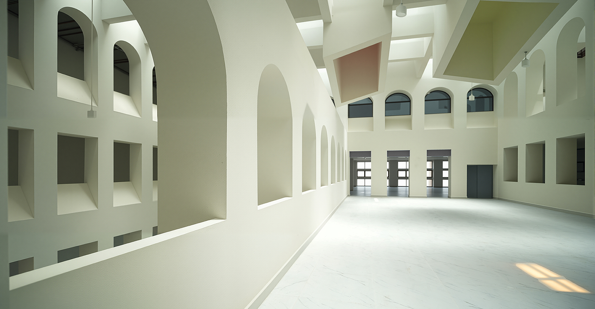 INDOOR-Library and Information Center-Guizhou Media Vocational and Technical Unisesity — 1