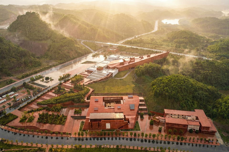 Danxia Chishui Exhibition Center — 3