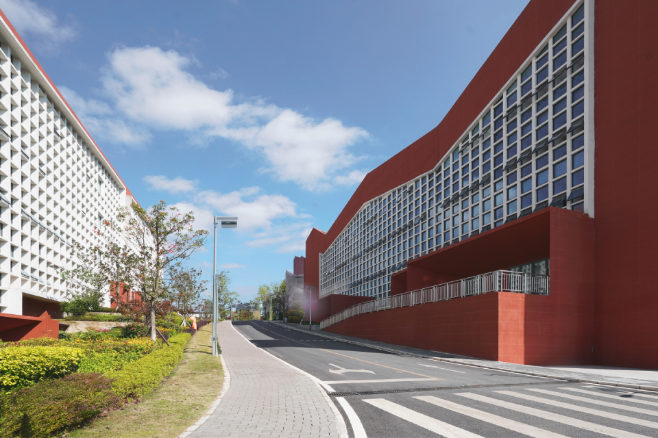 The Media Vocational and Technical University — 7