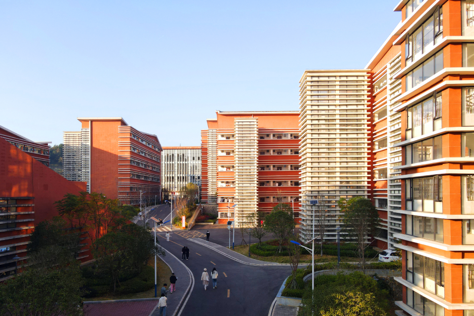 The Media Vocational and Technical University — 11