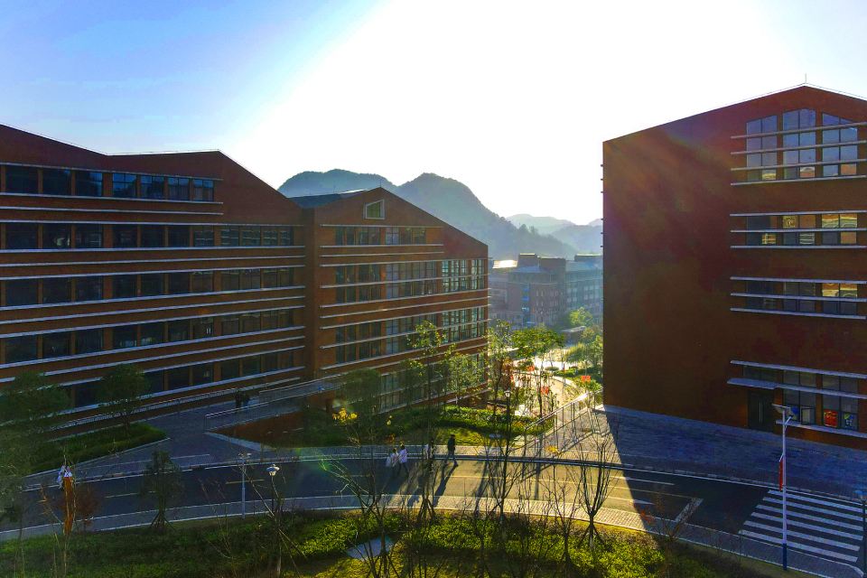 The Media Vocational and Technical University — 14