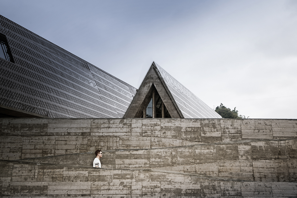 Shui Cultural Center — 3